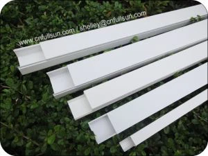 PVC kábel trunking könnyen vágható nagy szilárdságú kitartás
